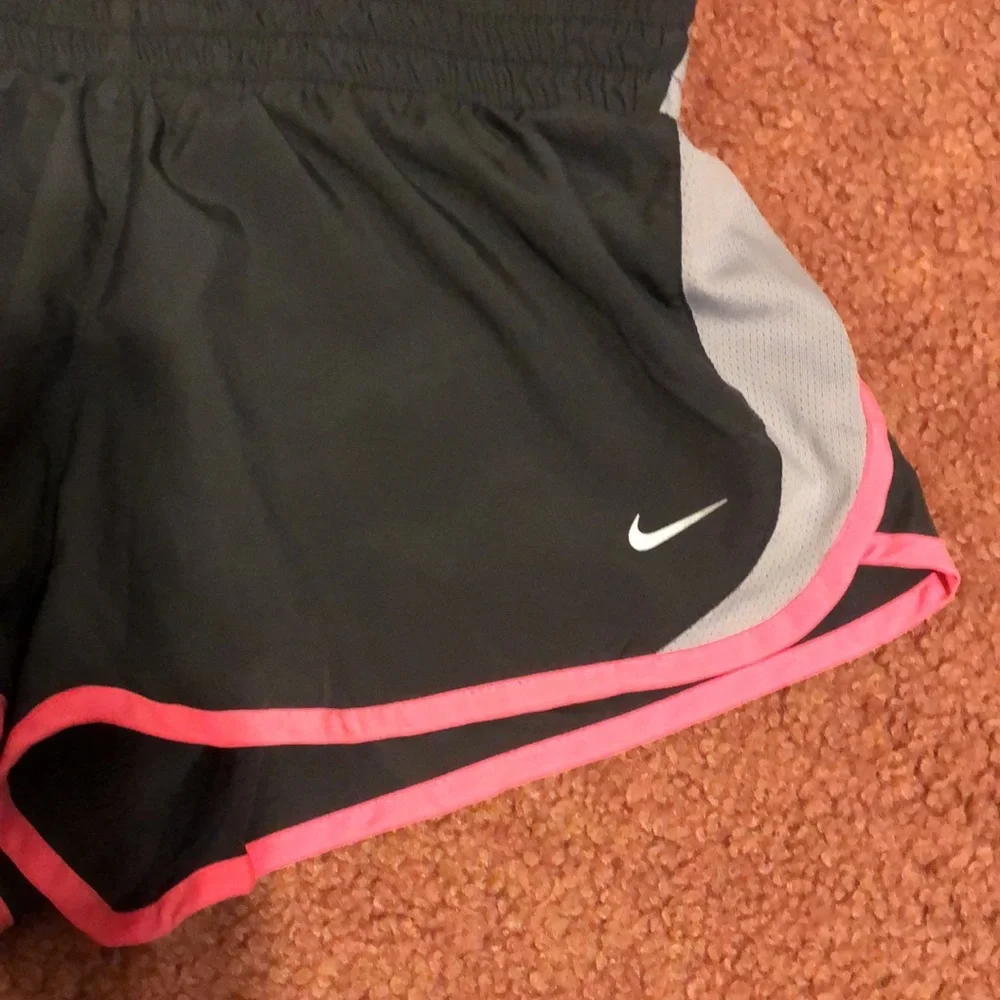 Nike Dri-fit Shorts - Picture 2 of 9